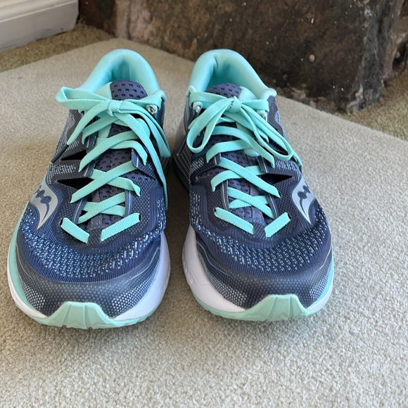 WOMEN’S SIZE 8 SAUCONY ISO SERIES EVERUN RUNNING SHOES Dk Grey/Aqua - Picture 6 of 8